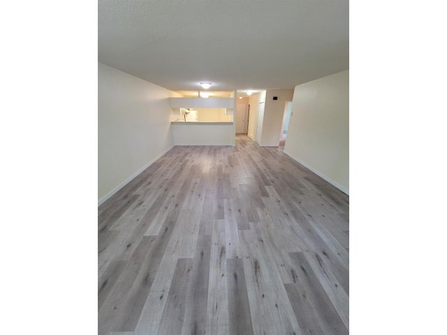 1 13670 84 Street, Surrey