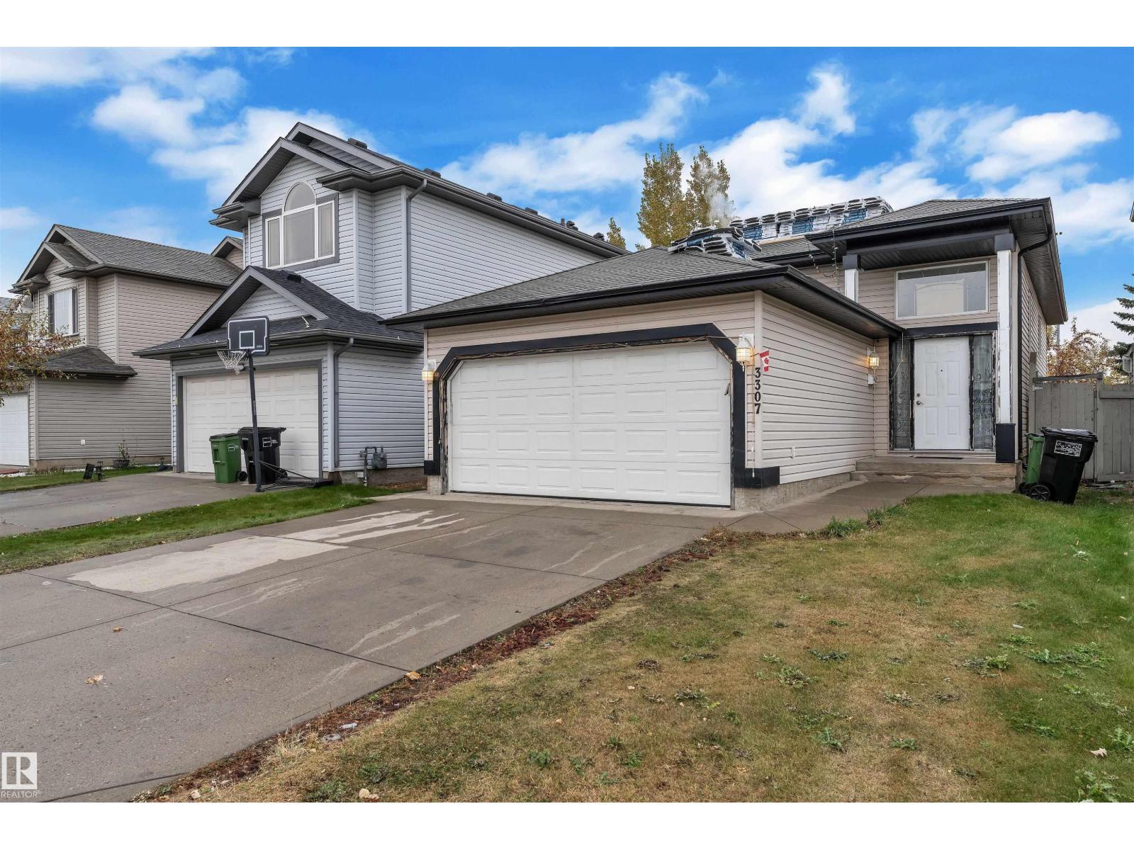 3307 24 Av Nw Nw, Edmonton