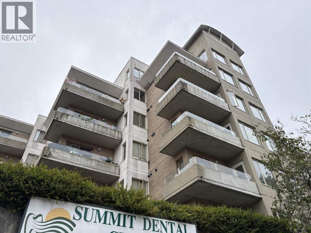 204 137 W 17th Street, North Vancouver