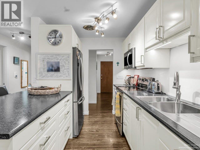 3 2146 W 43rd Avenue, Vancouver