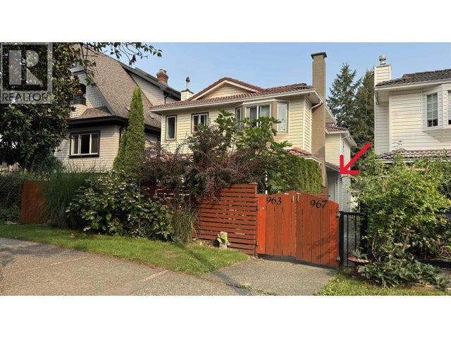963 E 11th Avenue, Vancouver