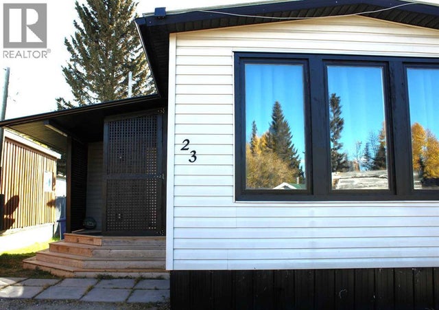 23, 111 6 Street Se, Sundre