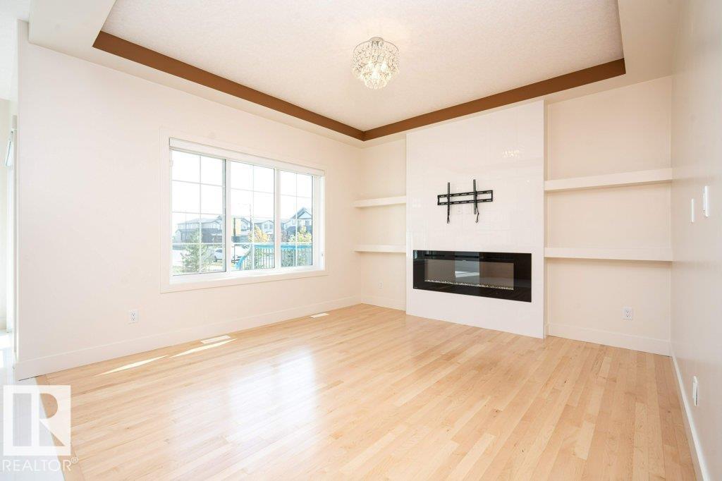 2005 Flycatcher Pt Nw, Edmonton