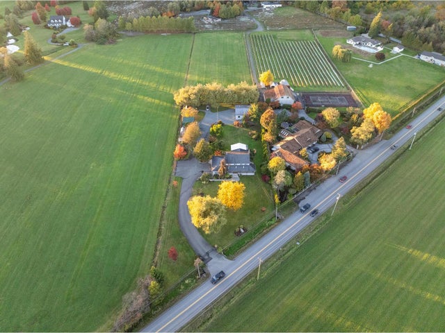 7463 216 Street, Langley