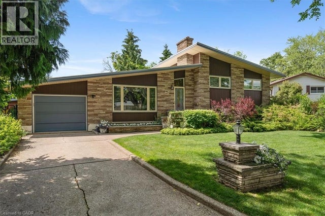 7 Glenayr Place, St. Catharines