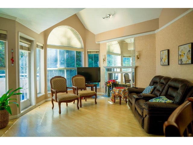 410 7435 121a Street, Surrey