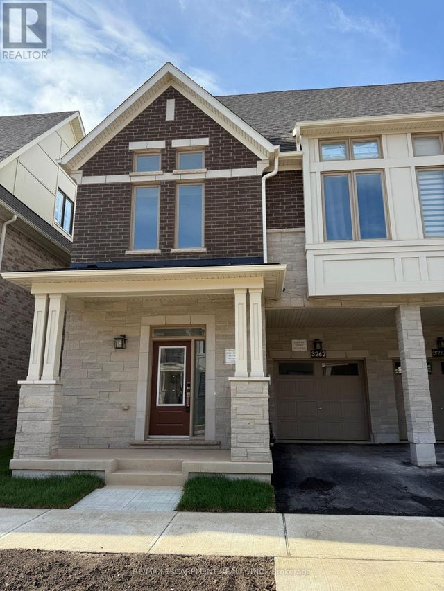 3262 Crystal Drive, Oakville (go Glenorchy)