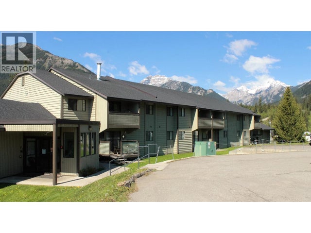 775 Balmer Crescent Unit# 303, Elkford