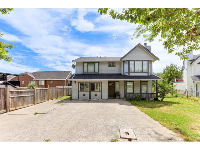 14134 67 Avenue, Surrey