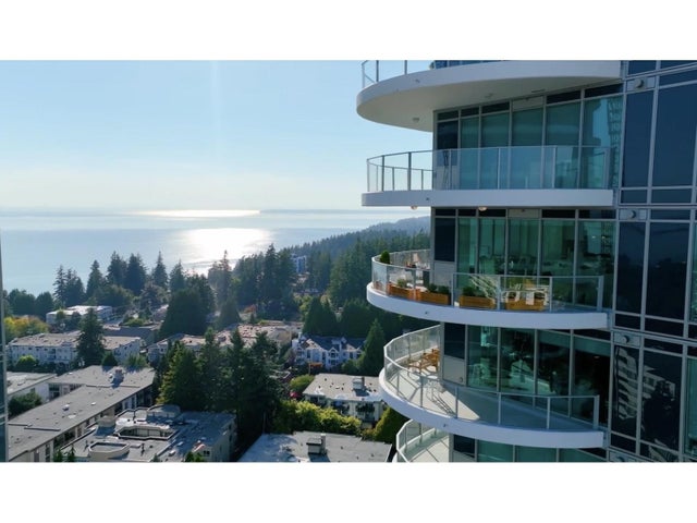 1804 1501 Foster Street, White Rock