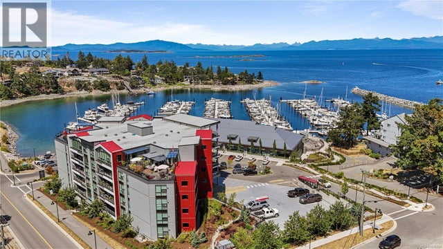 604 3529 Dolphin Dr, Nanoose Bay