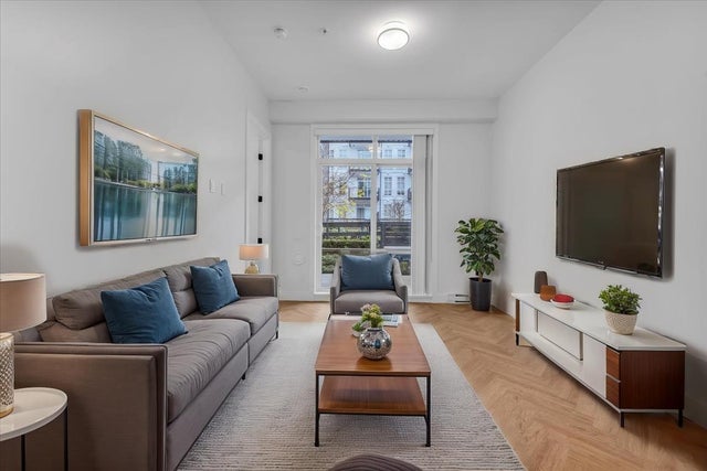 112 13929 105 Boulevard, Surrey