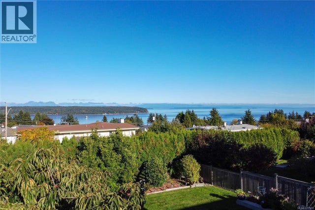 935 Kalmar Rd, Campbell River