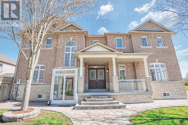 42 Reginald Lamb Crescent, Markham (box Grove)