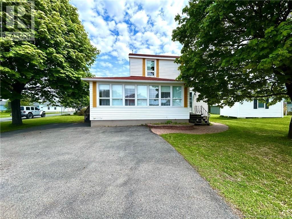 294 J.d Gauthier Boulevard, Shippagan