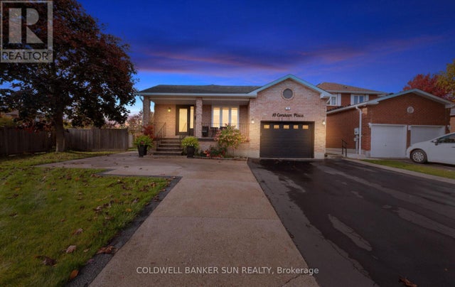 10 Corsham Place, Caledon (bolton East)