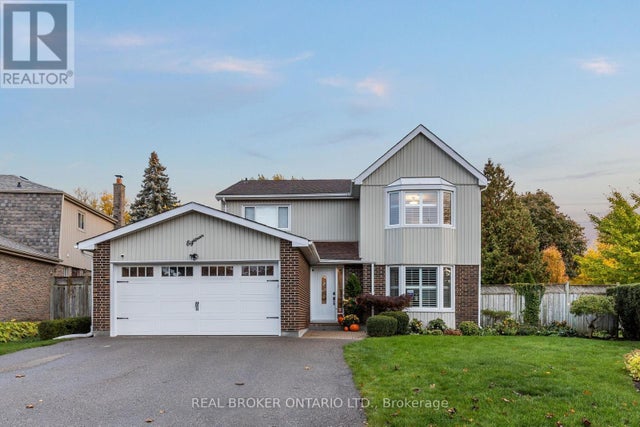 18 Mansfield Street, Brampton (central Park)