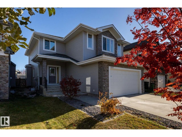 1257 Cunningham Dr Sw, Edmonton