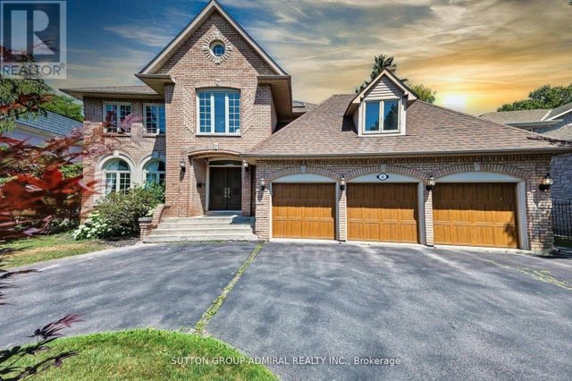 48 Berkindale Drive, Toronto (st. Andrew-Windfields)