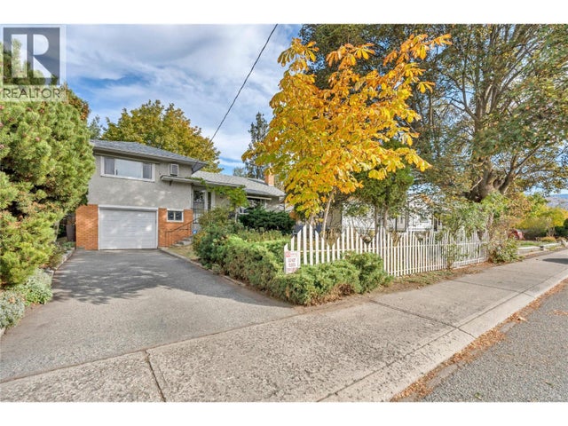 956 Kilwinning Street, Penticton