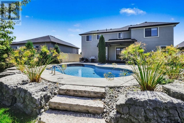 212 Jasmine Drive, Lakeshore