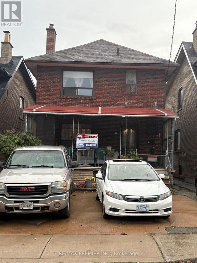 8 Normanna Avenue, Toronto (oakwood Village)