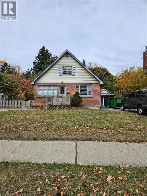 1154 Queens Boulevard, Kitchener