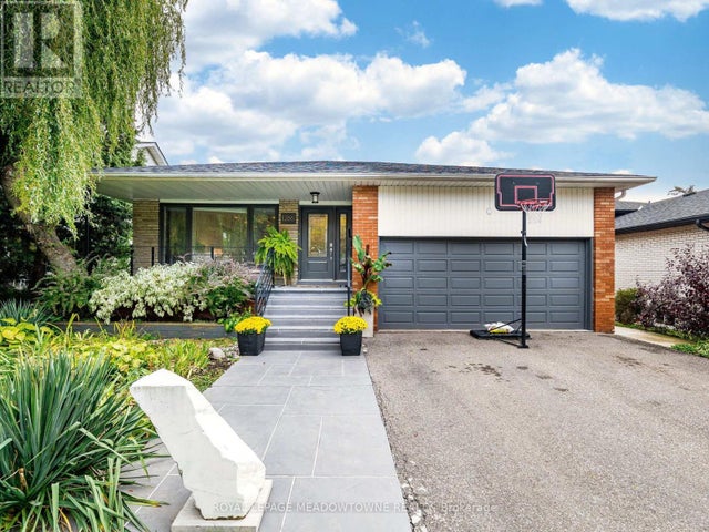 1266 Winding Trail, Mississauga (applewood)