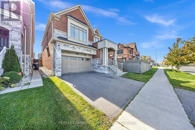 209 Castle Oaks Crossing, Brampton (bram East)
