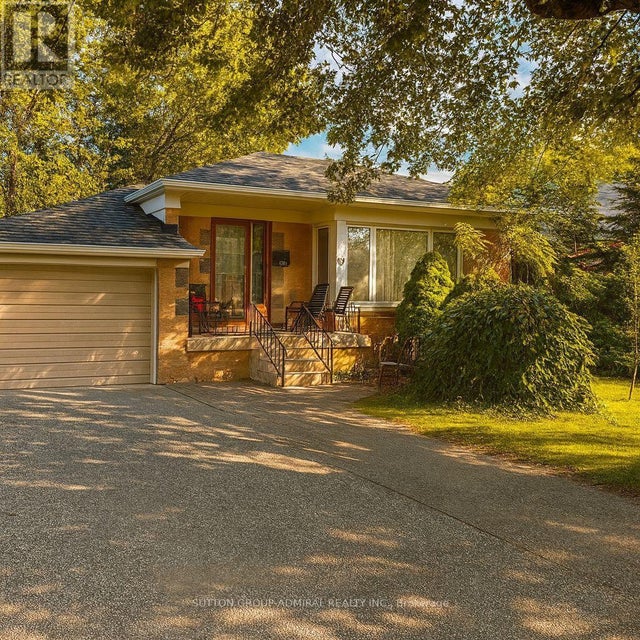 52 Acton Avenue, Toronto (bathurst Manor)