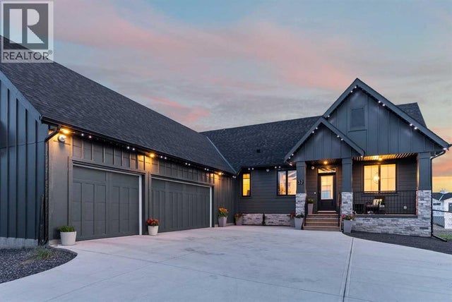 32 Monterra Landing, Rural Rocky View County