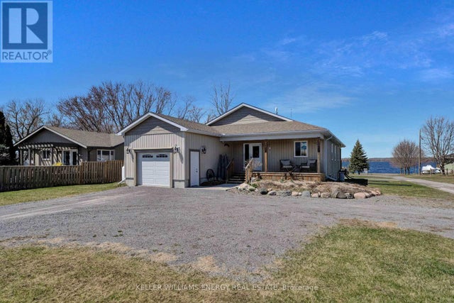 1649 County Road 15, Prince Edward County (sophiasburg Ward)