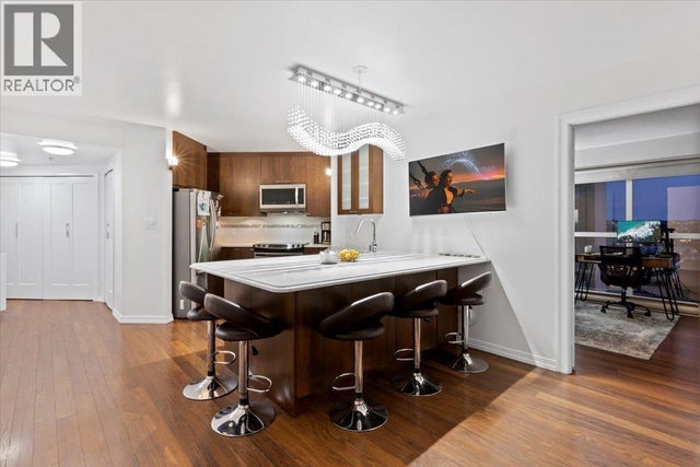 1401 907 Beach Avenue, Vancouver