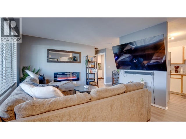 1041 Middleton Way Unit# 105, Vernon