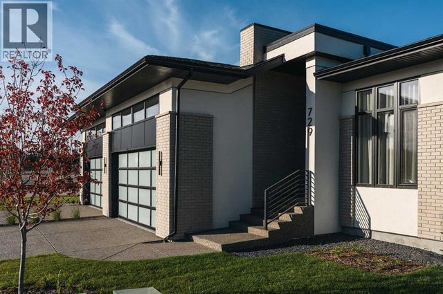 733 Serenity Bend, Rural Foothills County