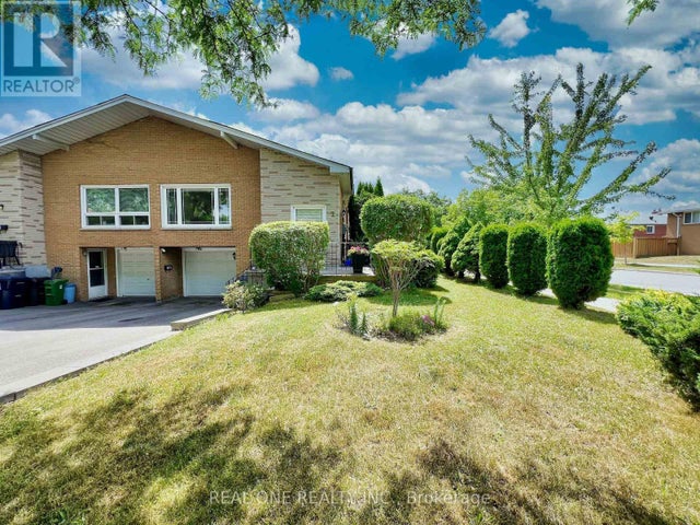 2 James Gray Drive, Toronto (bayview Woods-Steeles)