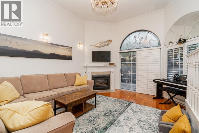 109 216 E 6th Street, North Vancouver