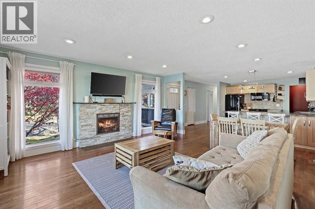 52 Sunhurst Road Se, Calgary