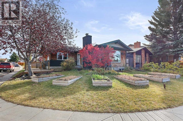 52 Sunhurst Road Se, Calgary