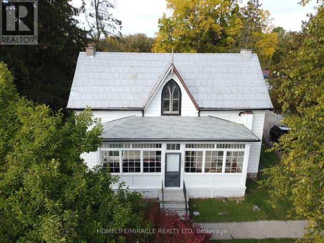 1892 Kingston Road, Pickering (village East)