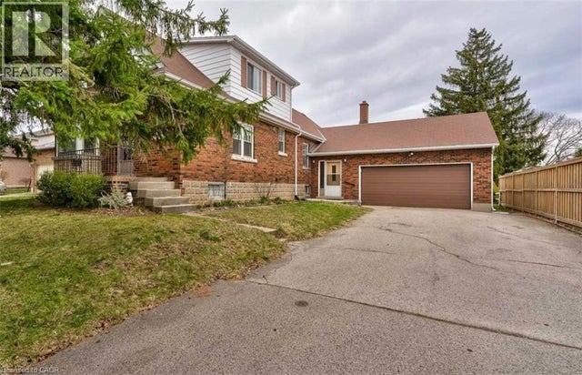 171 Stone Church Road E, Hamilton