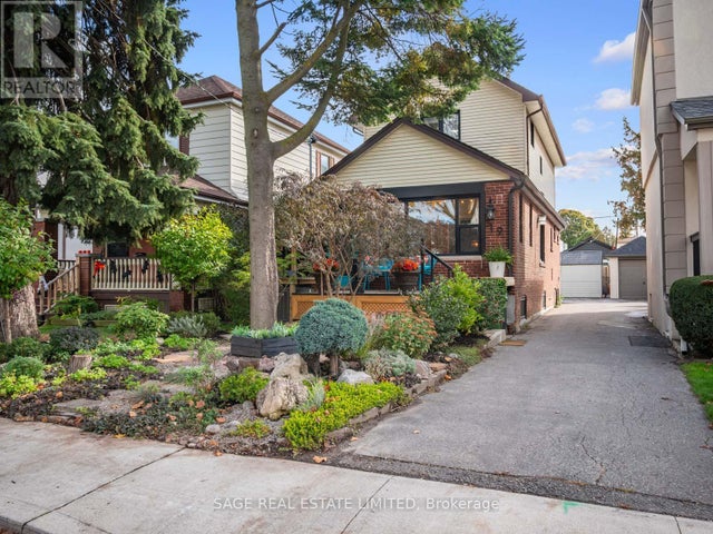 19 Savoy Avenue, Toronto (woodbine-Lumsden)