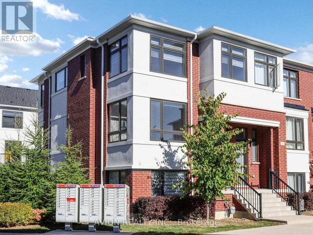 35 Thomas Armstrong Lane, Richmond Hill (westbrook)