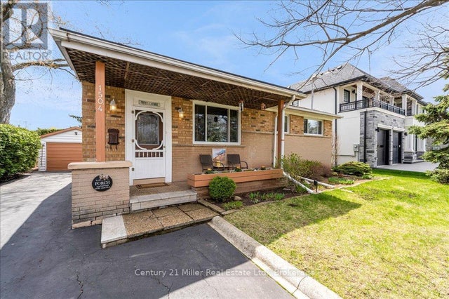 1504 Bridge Road, Oakville (wo West)