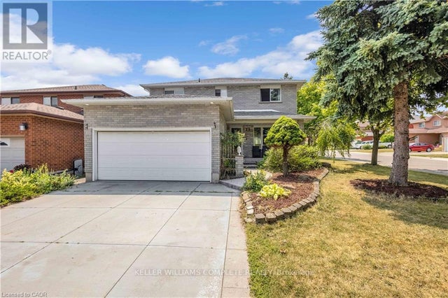 2 Robespierre Court, Hamilton (crerar)