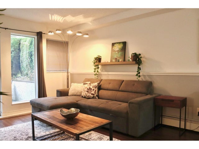 1 1860 Southmere East Crescent, Surrey