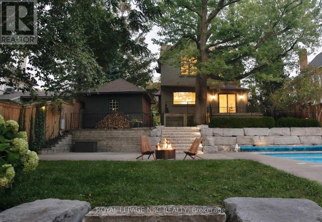 38 Hillcrest Avenue, St. Catharines (old Glenridge)