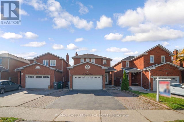 29 Faywood Drive, Brampton (fletcher's West)
