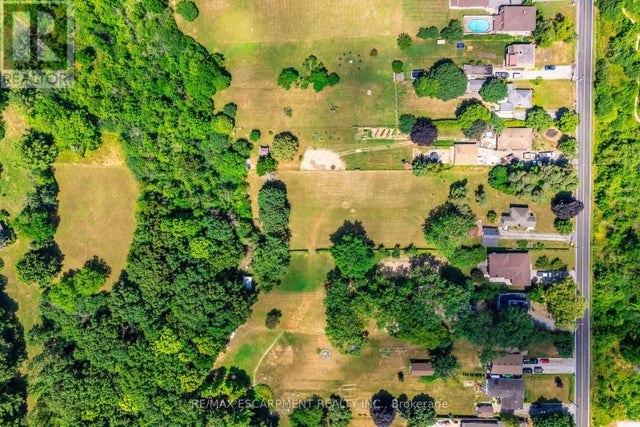 1412 Old York Road, Burlington (grindstone)