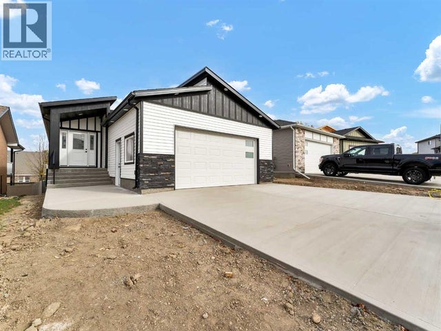 31 Sierra Road Sw, Medicine Hat